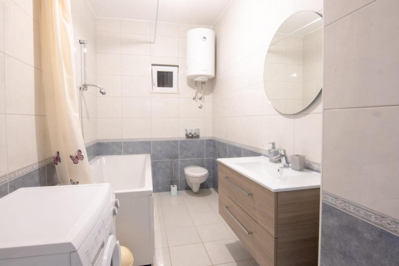 Apartment Cvita Free Beach Parking 마카르스카 외부 사진